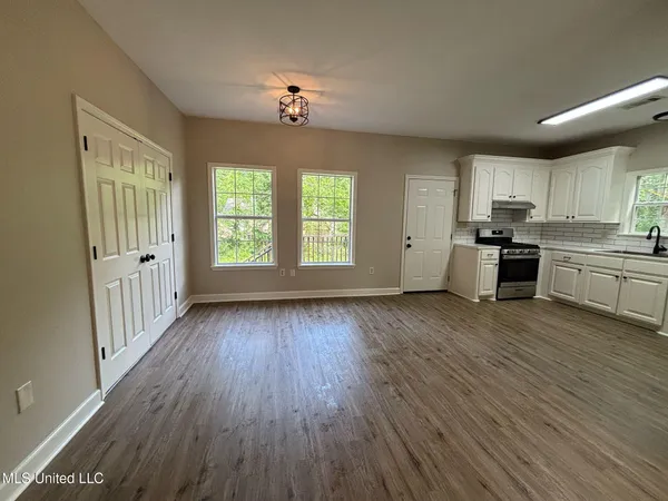 $139,000 | 4832 Woodmont Drive, Jackson, MS 39206