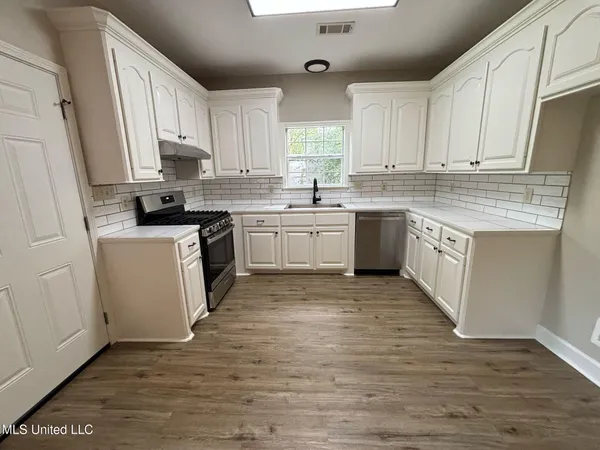 $139,000 | 4832 Woodmont Drive, Jackson, MS 39206