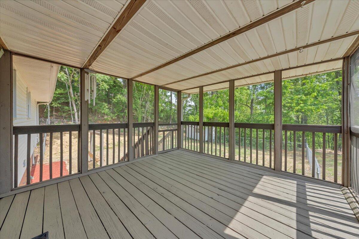 347 Roy Road Troutville, VA 24175 - Photo 28 of 37 28-MIB07883