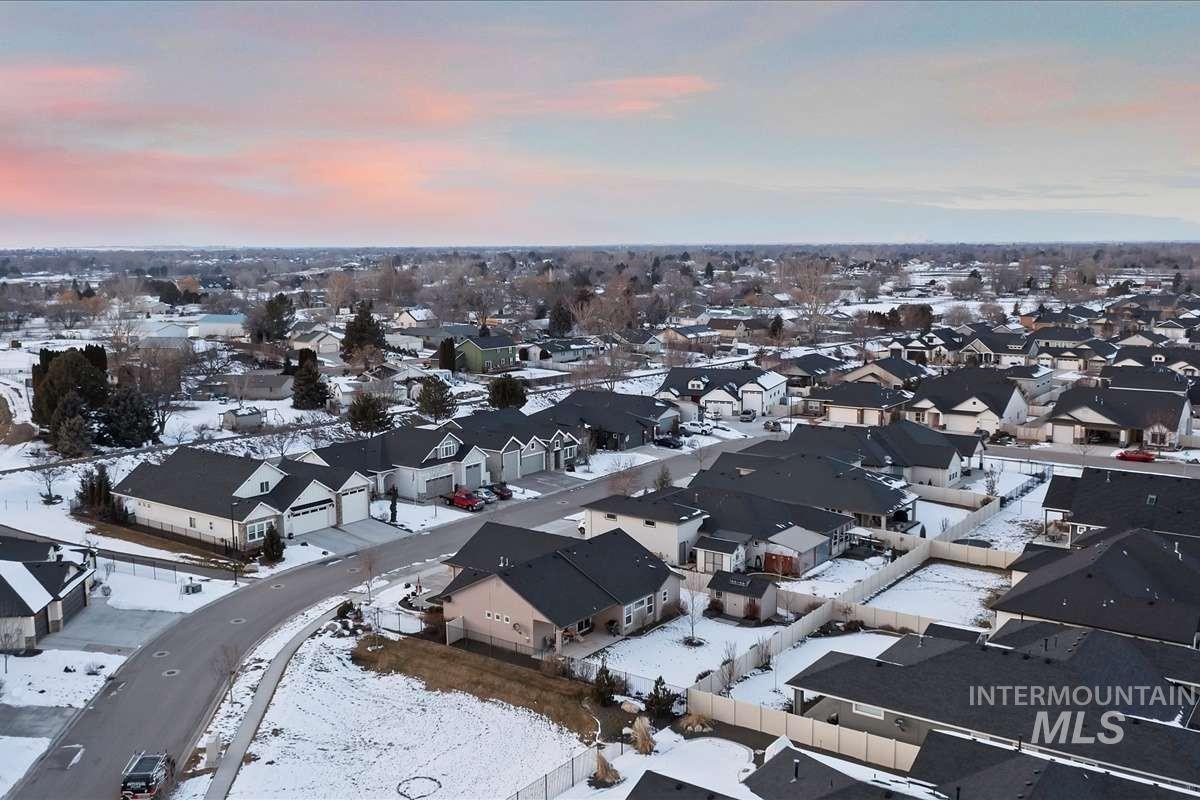 4566 South Gabbro Way Nampa, ID 83686 - Photo 12 of 47