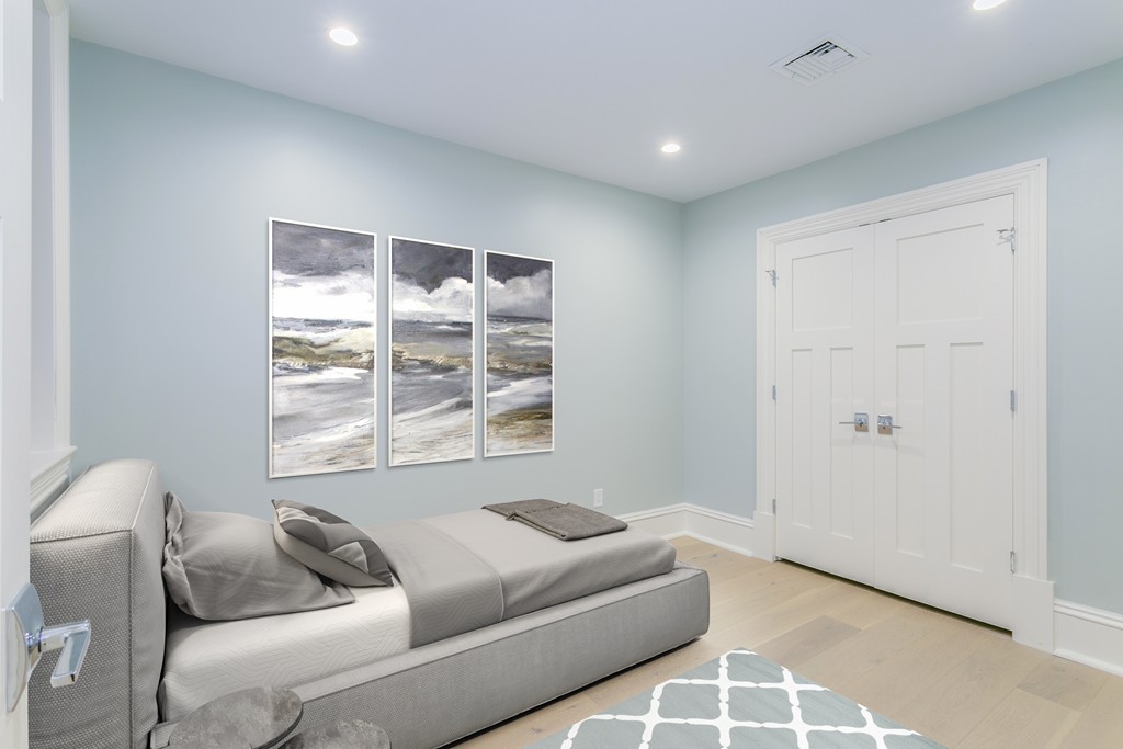 47 Chestnut Street, Unit 1 Boston, MA 02129 - Photo 12 of 17 a living room with furniture and a window