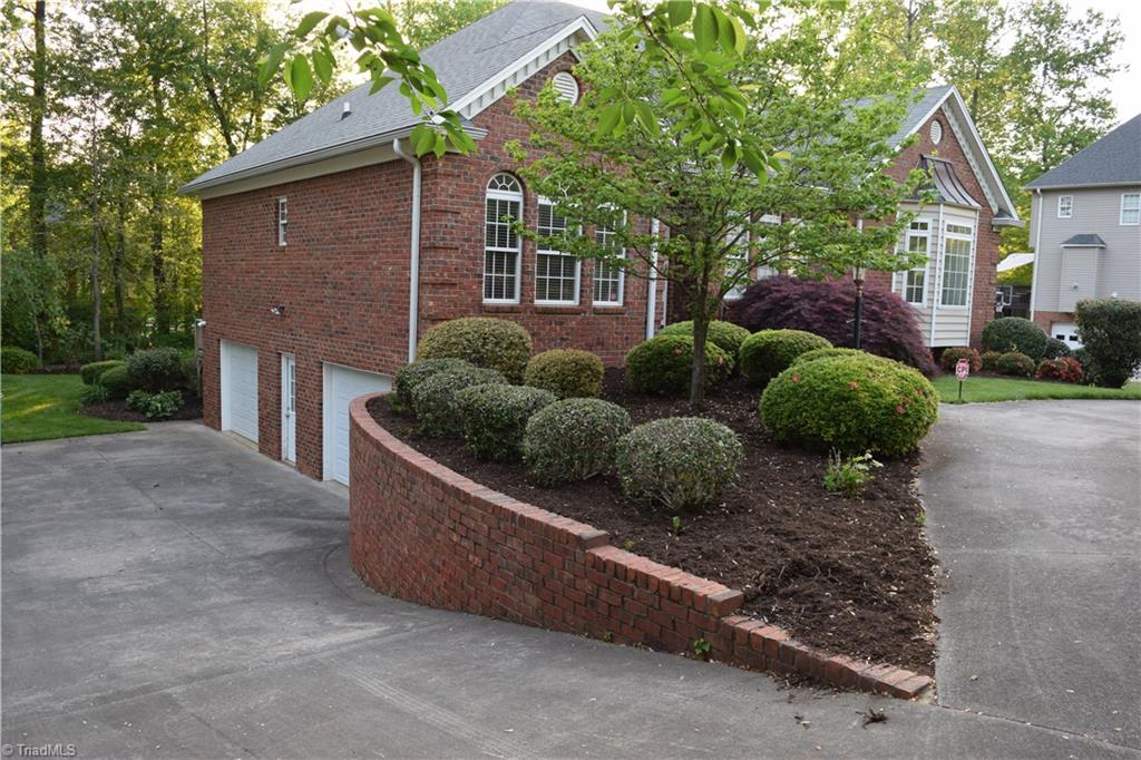 4320 Clarksburg Road Clemmons, NC 27012 - Photo 3 of 32 Gallery Image 3
