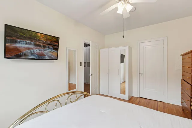 $190,000 | 3428 Emerson Avenue South, Unit 6, Minneapolis, MN 55408