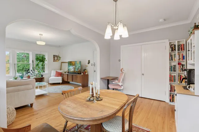 $190,000 | 3428 Emerson Avenue South, Unit 6, Minneapolis, MN 55408