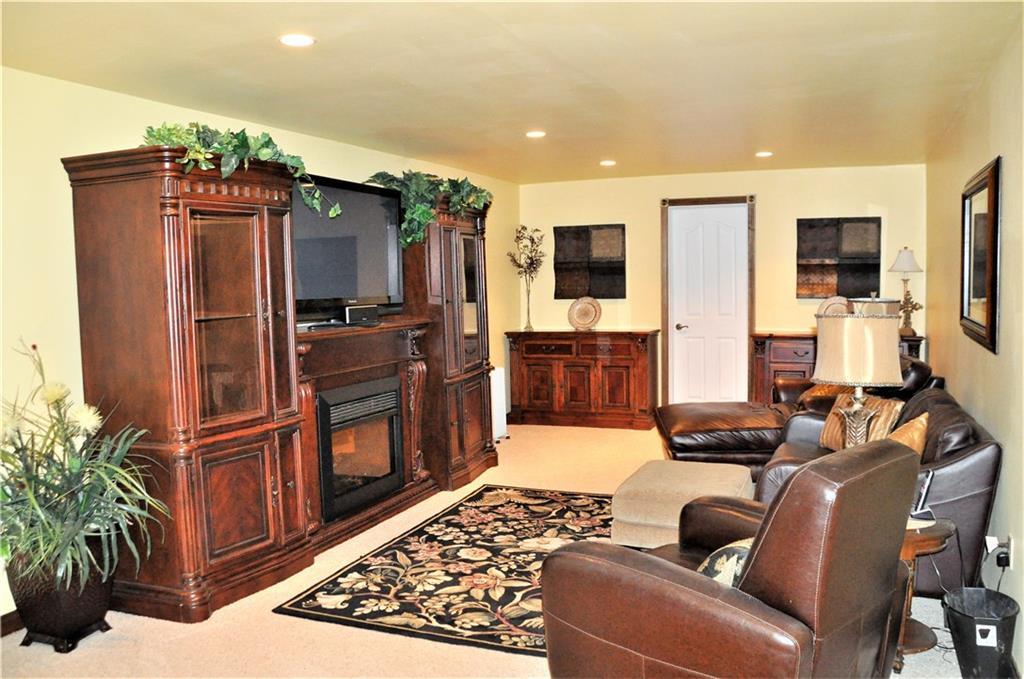 5700 Knollwood Road Springfield, OH 45502 - Photo 23 of 35