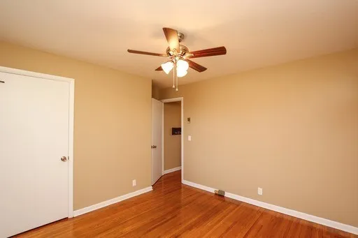 $1,325 | 439 B Capri Drive, Nashville, TN 37209