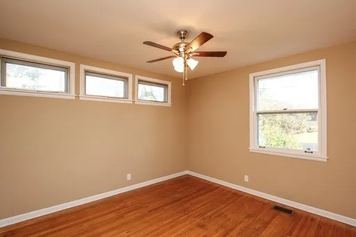 $1,325 | 439 B Capri Drive, Nashville, TN 37209