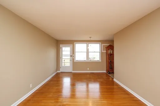 $1,325 | 439 B Capri Drive, Nashville, TN 37209
