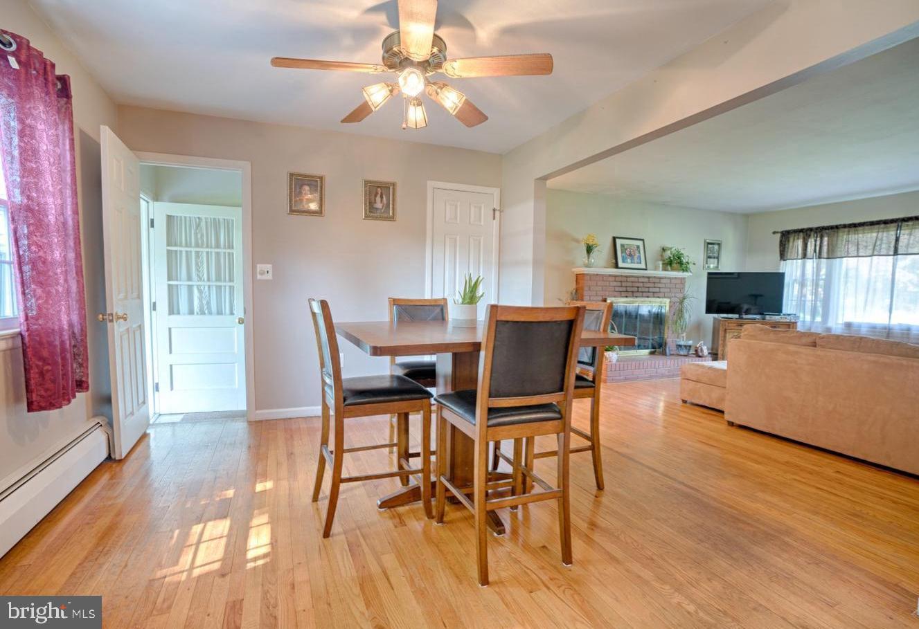 19 New Road Lambertville, NJ 08530 - Photo 3 of 23