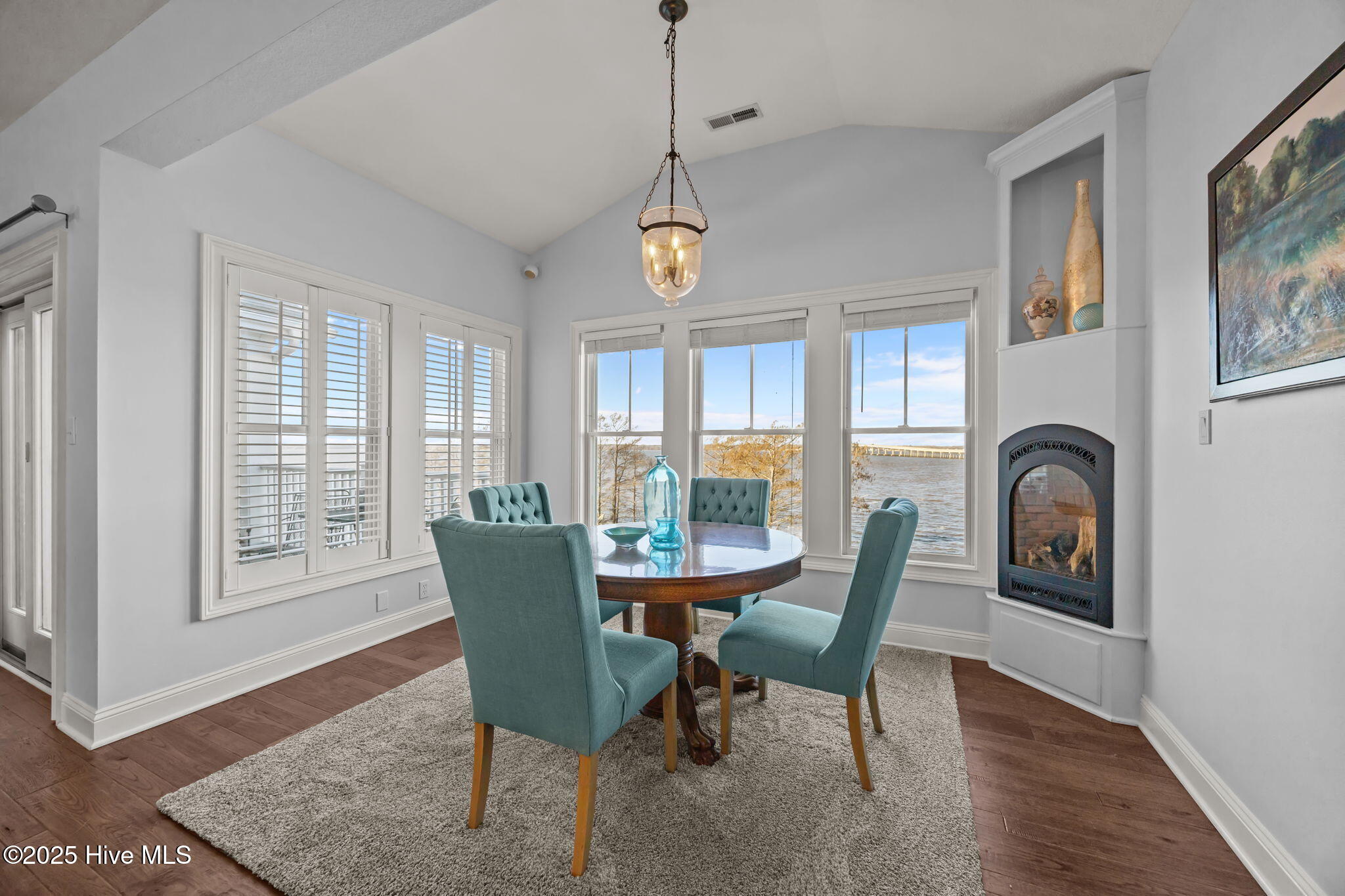 416 Captains Cove, Unit F Edenton, NC 27932 - Photo 15 of 61 29-web-or-mls-IMG_2939