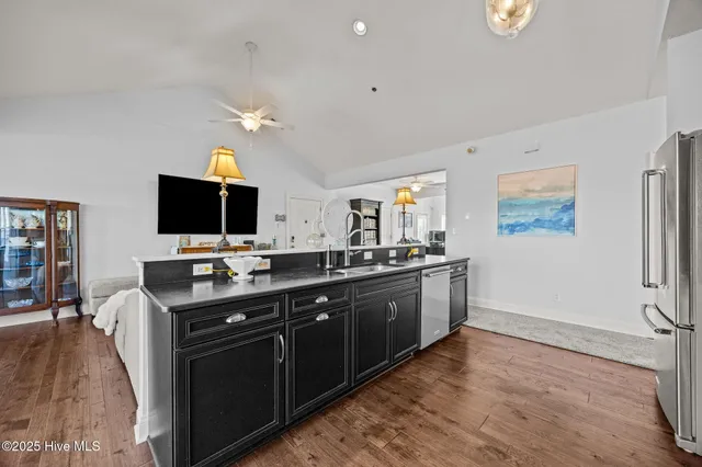 $374,900 | 416 Captains Cove, Unit F, Edenton, NC 27932