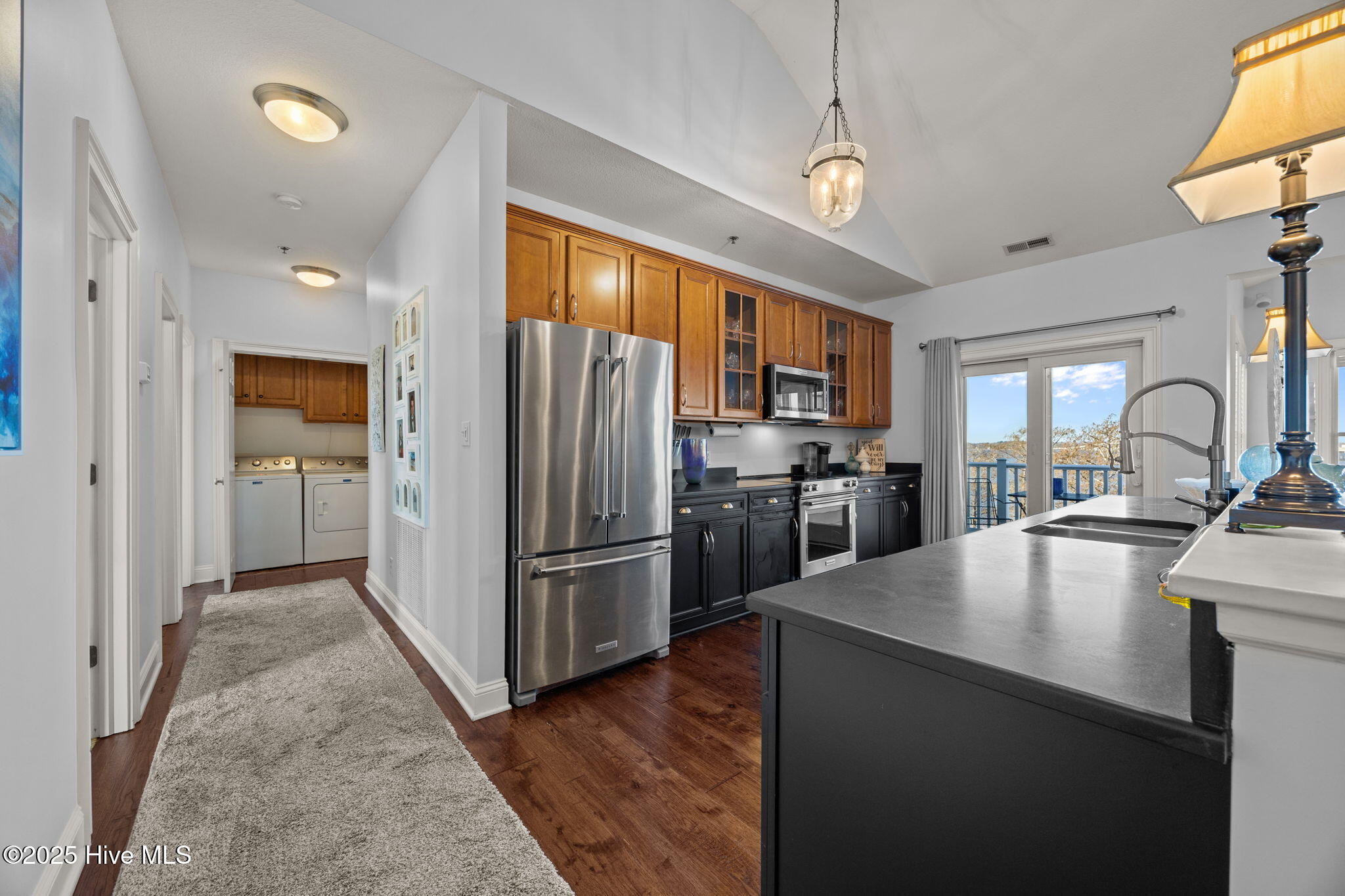 416 Captains Cove, Unit F Edenton, NC 27932 - Photo 21 of 61 35-web-or-mls-IMG_2957