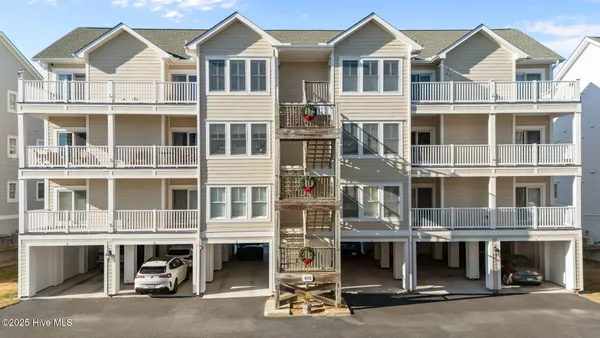 $374,900 | 416 Captains Cove, Unit F, Edenton, NC 27932
