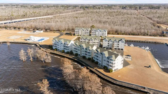 $374,900 | 416 Captains Cove, Unit F, Edenton, NC 27932