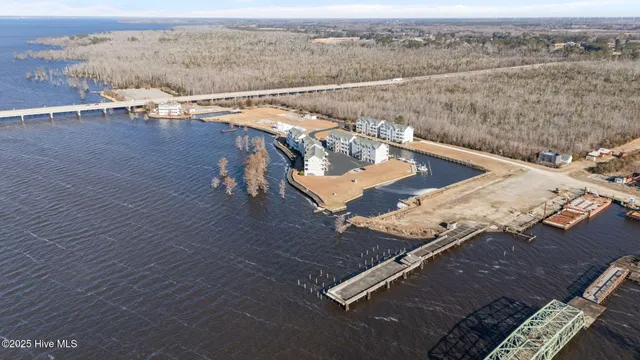 $374,900 | 416 Captains Cove, Unit F, Edenton, NC 27932