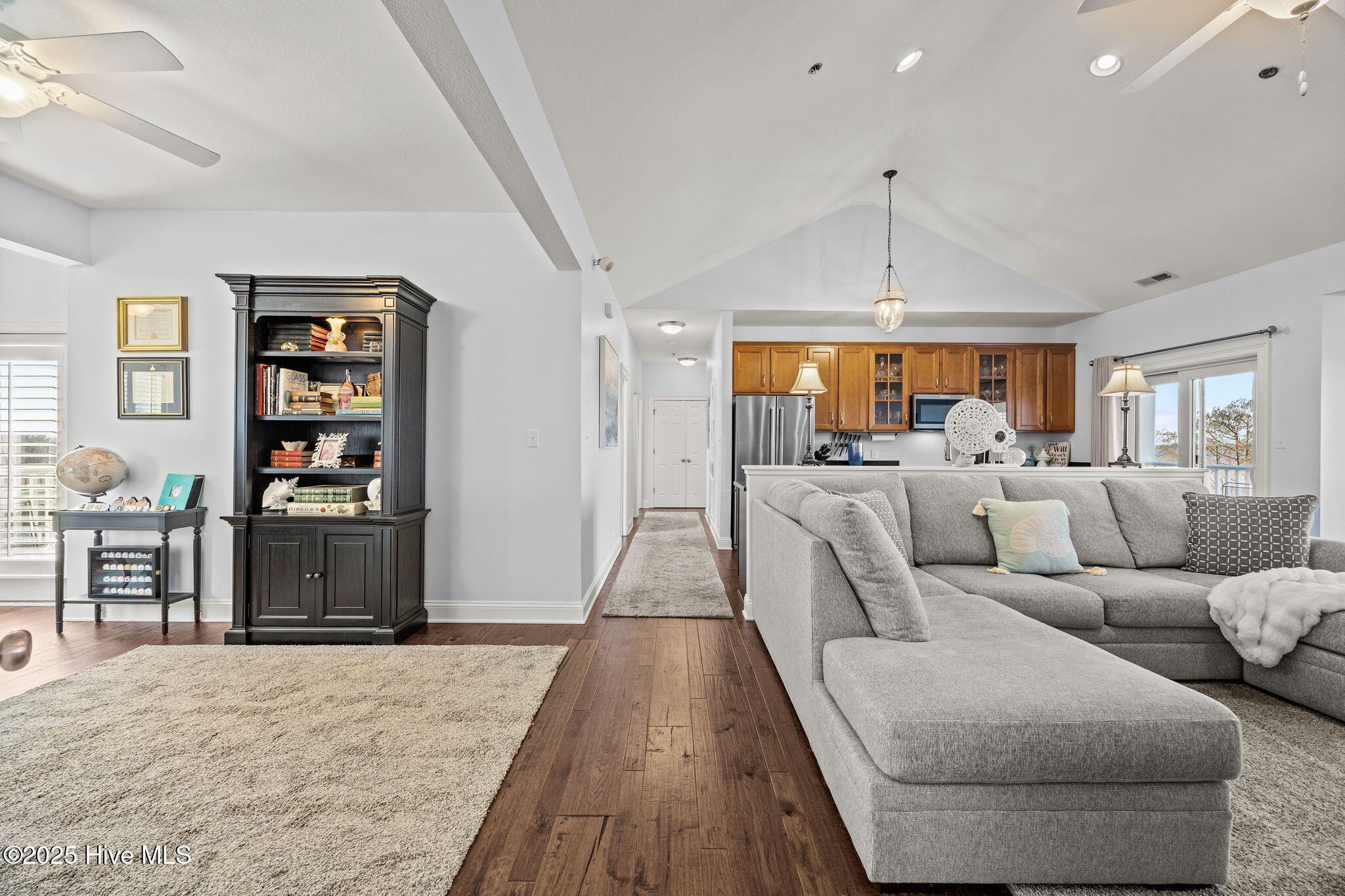 416 Captains Cove, Unit F Edenton, NC 27932 - Photo 7 of 61 21-web-or-mls-IMG_2906