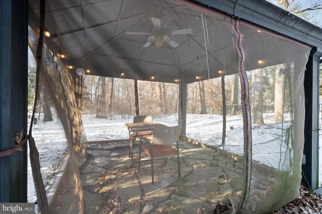 a living room filled with furniture