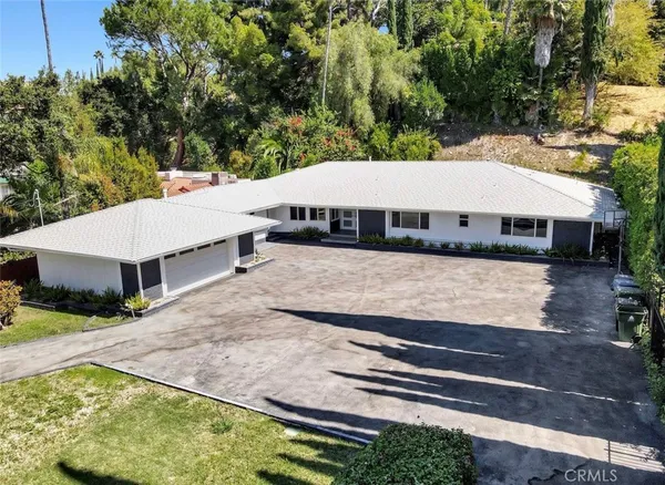 $12,000 | 4450 Hayvenhurst Avenue, Encino, CA 91436