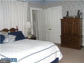 421 Ryers Avenue Cheltenham, PA 19012 - Photo 6 of 8 Bedroom - Main