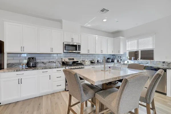 $649,000 | 9113 Osterville Drive, Roseville, CA 95747