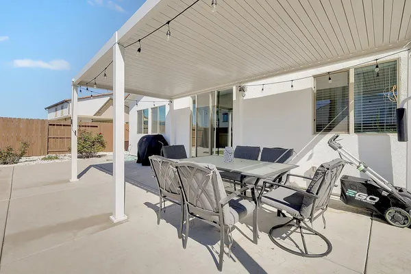 $649,000 | 9113 Osterville Drive, Roseville, CA 95747