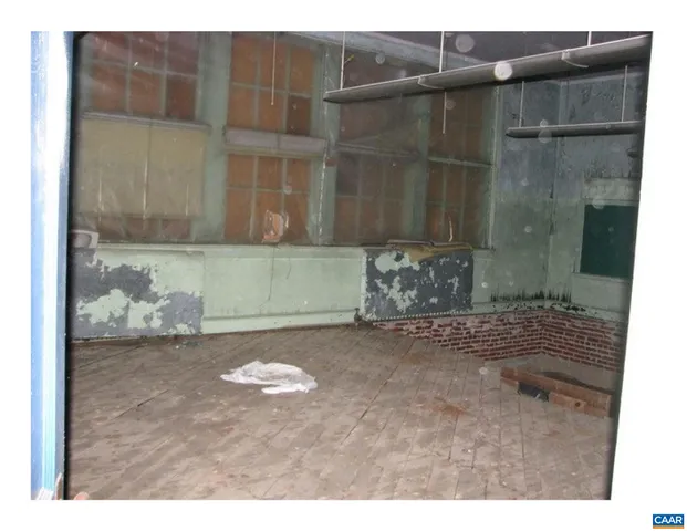 a view of a bathroom