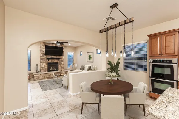 $874,999 | 24212 North 24th Place, Phoenix, AZ 85024