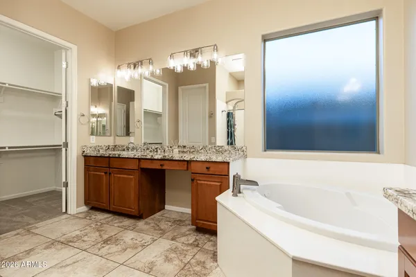 $874,999 | 24212 North 24th Place, Phoenix, AZ 85024