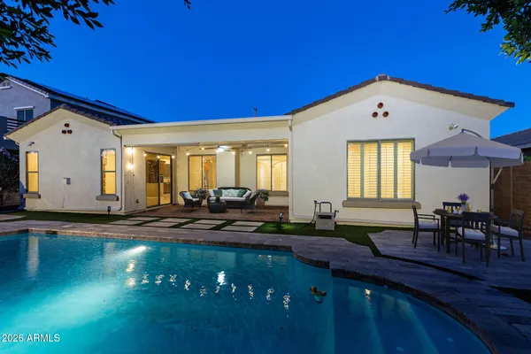 $874,999 | 24212 North 24th Place, Phoenix, AZ 85024