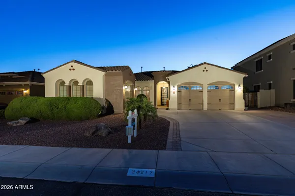 $874,999 | 24212 North 24th Place, Phoenix, AZ 85024