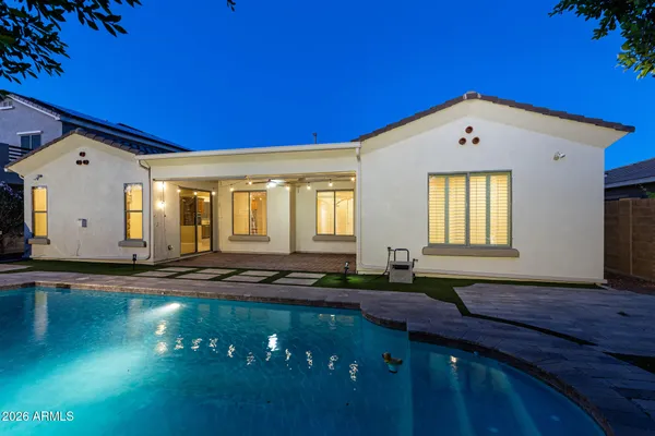 $874,999 | 24212 North 24th Place, Phoenix, AZ 85024