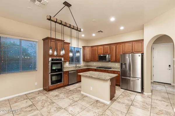 $874,999 | 24212 North 24th Place, Phoenix, AZ 85024