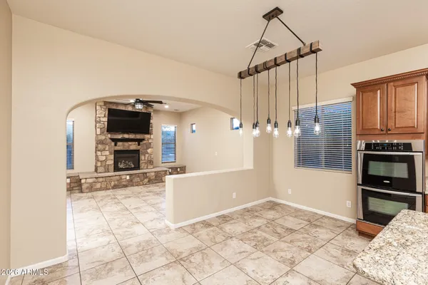 $874,999 | 24212 North 24th Place, Phoenix, AZ 85024