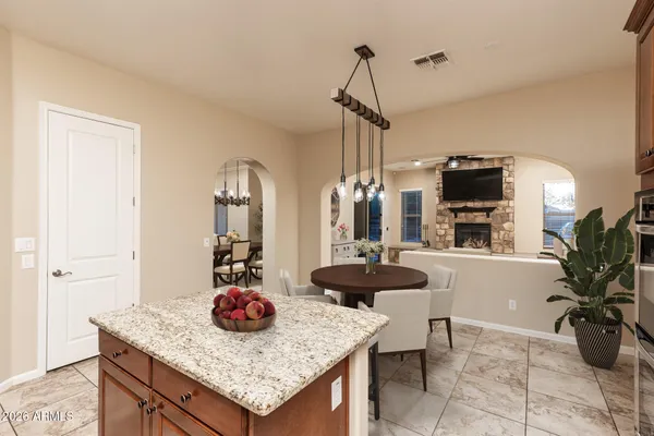 $874,999 | 24212 North 24th Place, Phoenix, AZ 85024