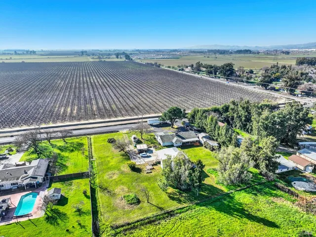 $950,000 | 5303 Midway Road, Vacaville, CA 95688