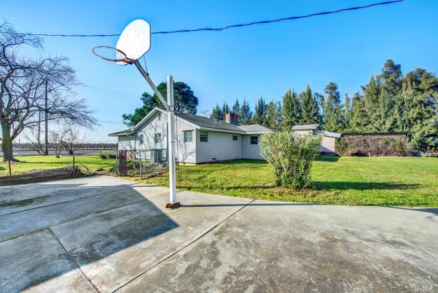 $950,000 | 5303 Midway Road, Vacaville, CA 95688