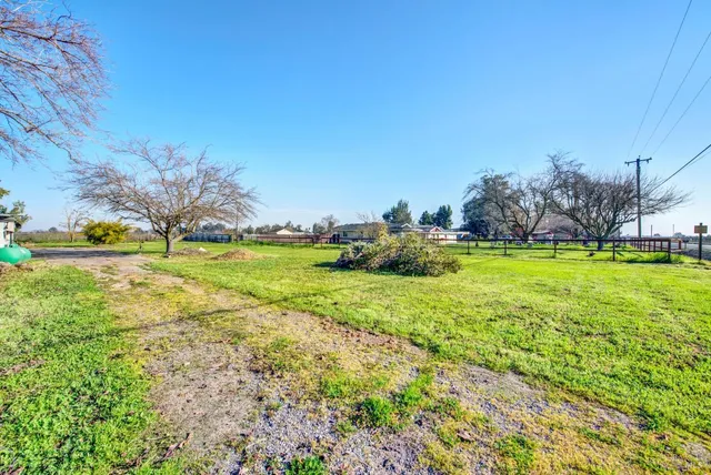 $950,000 | 5303 Midway Road, Vacaville, CA 95688