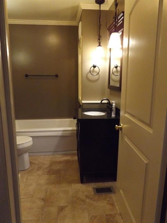 323 Golf Club Road Anderson, IN 46011 - Photo 11 of 24 Gallery Image 11