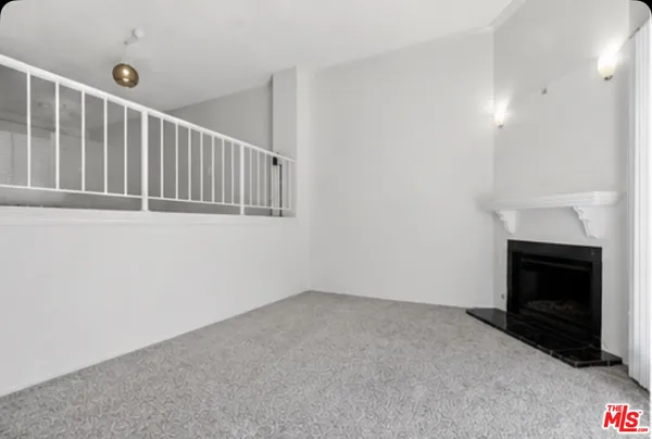$569,000 | 19355 Sherman Way, Unit 42, Reseda, CA 91335