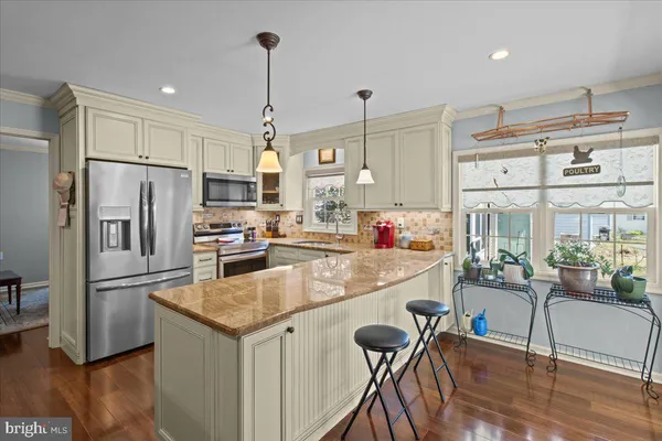 $349,999 | 32 Buckingham Drive, Southampton, NJ 08088