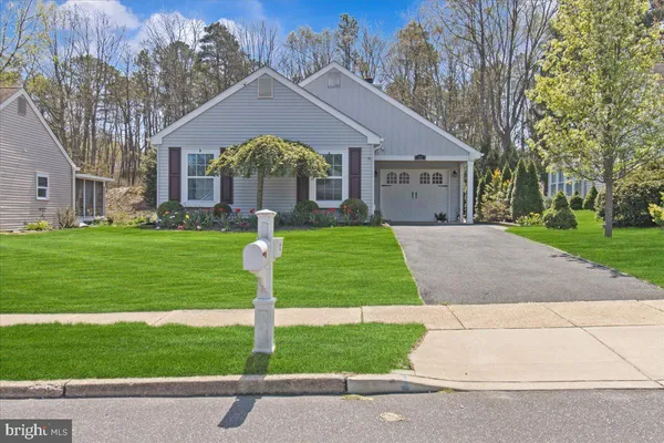 $349,999 | 32 Buckingham Drive, Southampton, NJ 08088