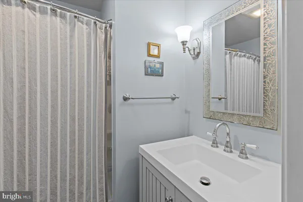 $349,999 | 32 Buckingham Drive, Southampton, NJ 08088