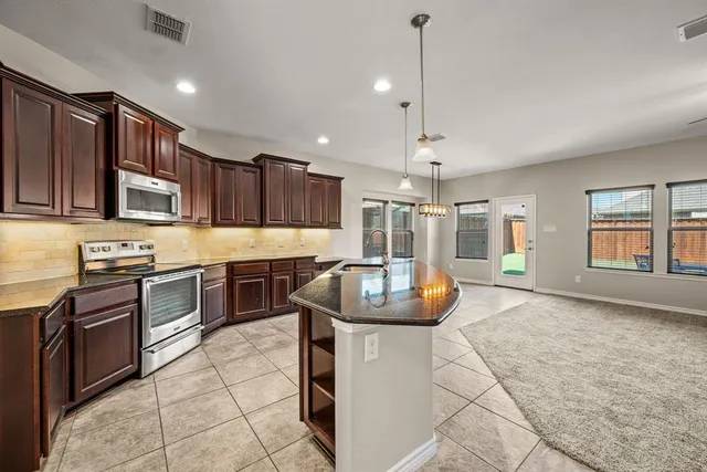 $459,000 | 103 Mundelein Drive, Oak Point, TX 75068