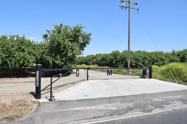 $2,165,000 | 11152 Carrolton Road, Escalon, CA 95320