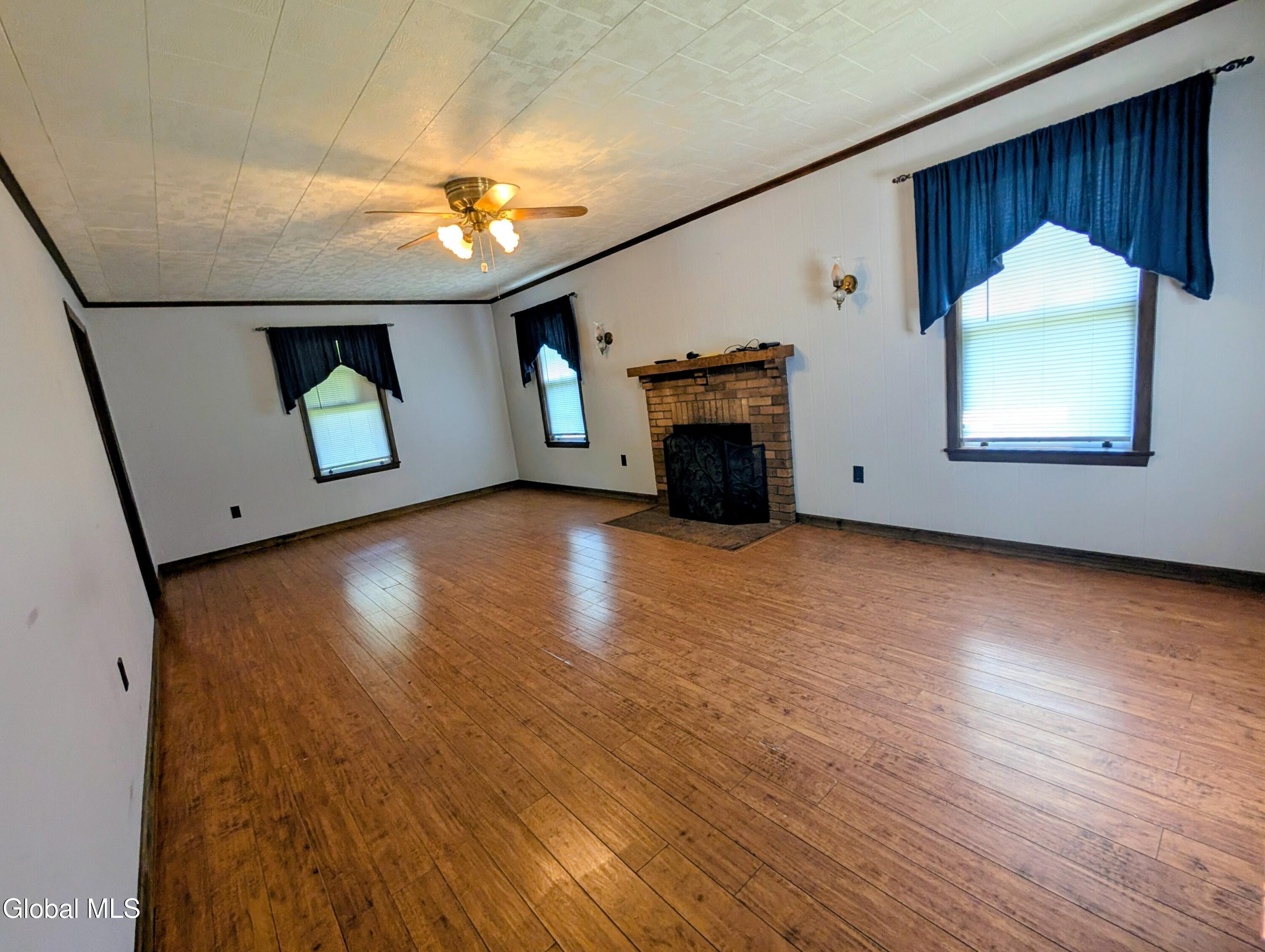 2709 Main Street Crown Point, NY 12928 - Photo 11 of 25 1000008489