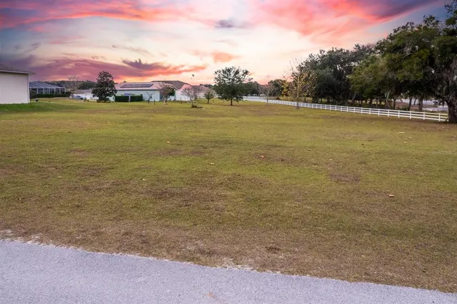 $249,000 | 17520 Southeast 159th Terrace, Weirsdale, FL 32195