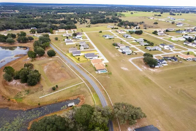 $249,000 | 17520 Southeast 159th Terrace, Weirsdale, FL 32195