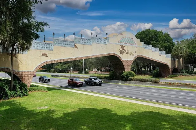 $249,000 | 17520 Southeast 159th Terrace, Weirsdale, FL 32195