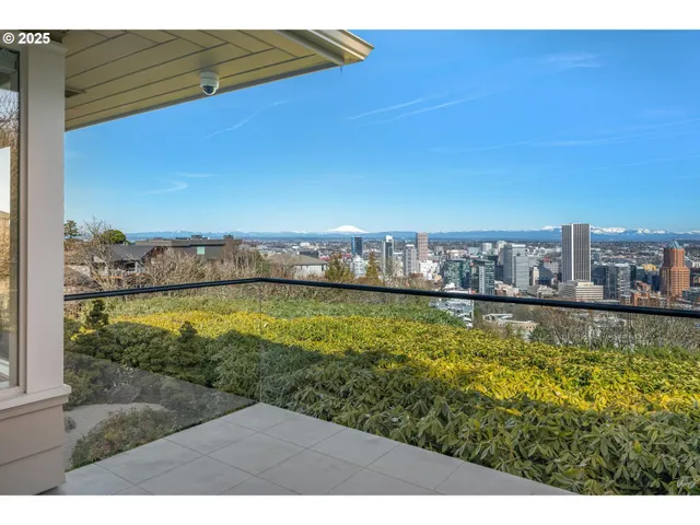 $2,750,000 | 1205 Southwest Myrtle Drive, Portland, OR 97201