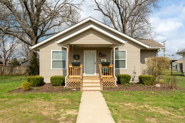 $160,000 | 1914 Clarke Street, Murphysboro, IL 62966